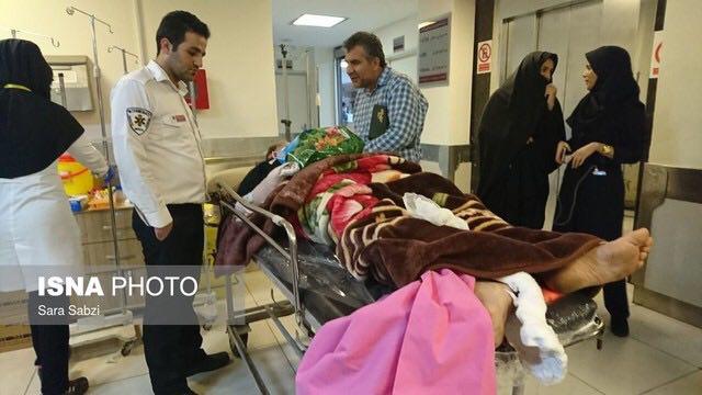 168 مصدوم زلزله کرمانشاه در بیمارستان های تهران بستری شدند/آمادگی اورژانس بیمارستان های تهران برای پذیرش مصدومان /شهروندان تهرانی برای کمک رسانی به زلزله زدگان به فرمانداری ها مراجعه کنند