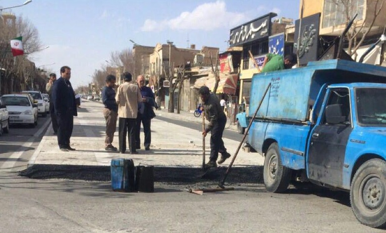 جمله‌سازی با طرح سنگ فرش خیابان قیام یزد!