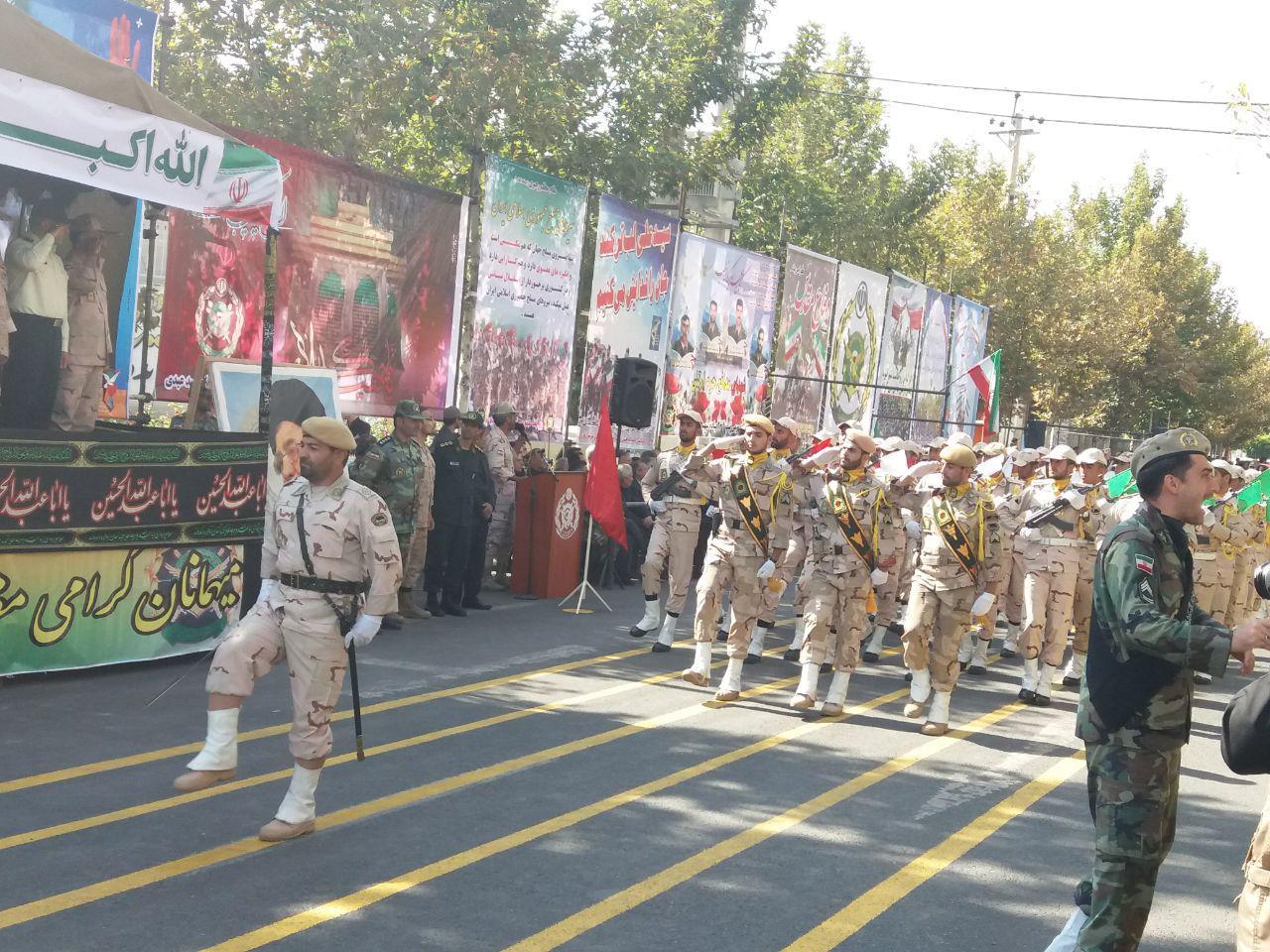 نمایش اقتدار نیروهای مسلح در مراسم رژه ۳۱شهریوردرشهرستان خوی به روایت از تصویر