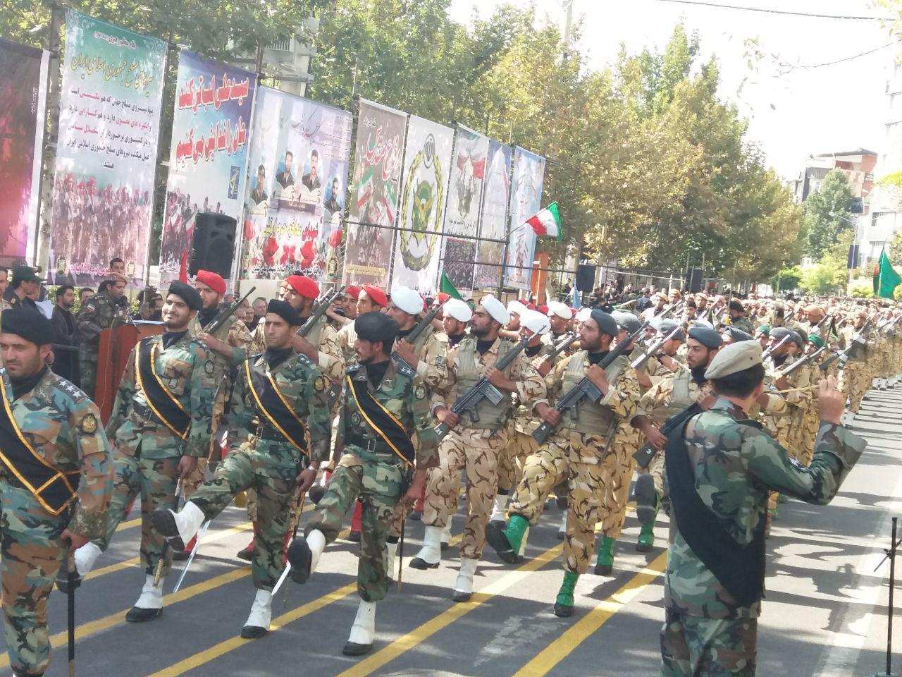 نمایش اقتدار نیروهای مسلح در مراسم رژه ۳۱شهریوردرشهرستان خوی به روایت از تصویر