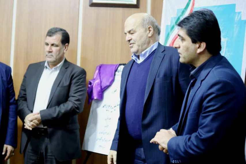 خبر خوش استخدامی معاون رئیس جمهور در یاسوج / اعتراض به یک سهل انگاری زیست محیطی در استانداری و واکنش استاندار + فیلم خبر خوش استخدامی معاون رئیس جمهور در یاسوج / اعتراض به یک سهل انگاری زیست محیطی در استانداری و واکنش استاندار + فیلم