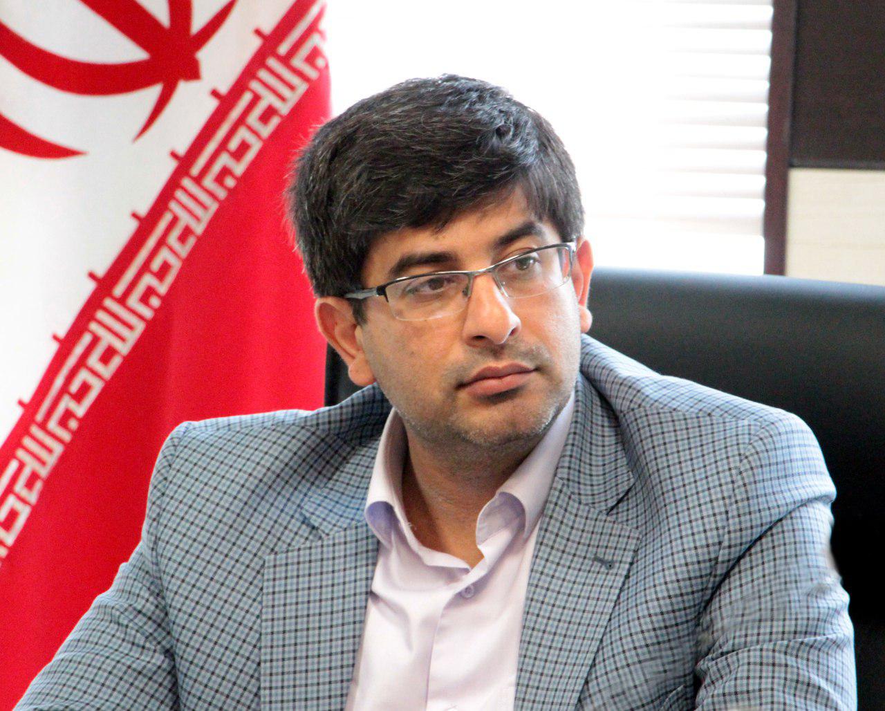 ولایتمداری که ردای استانداری برازنده اوست ولایتمداری که ردای استانداری برازنده اوست