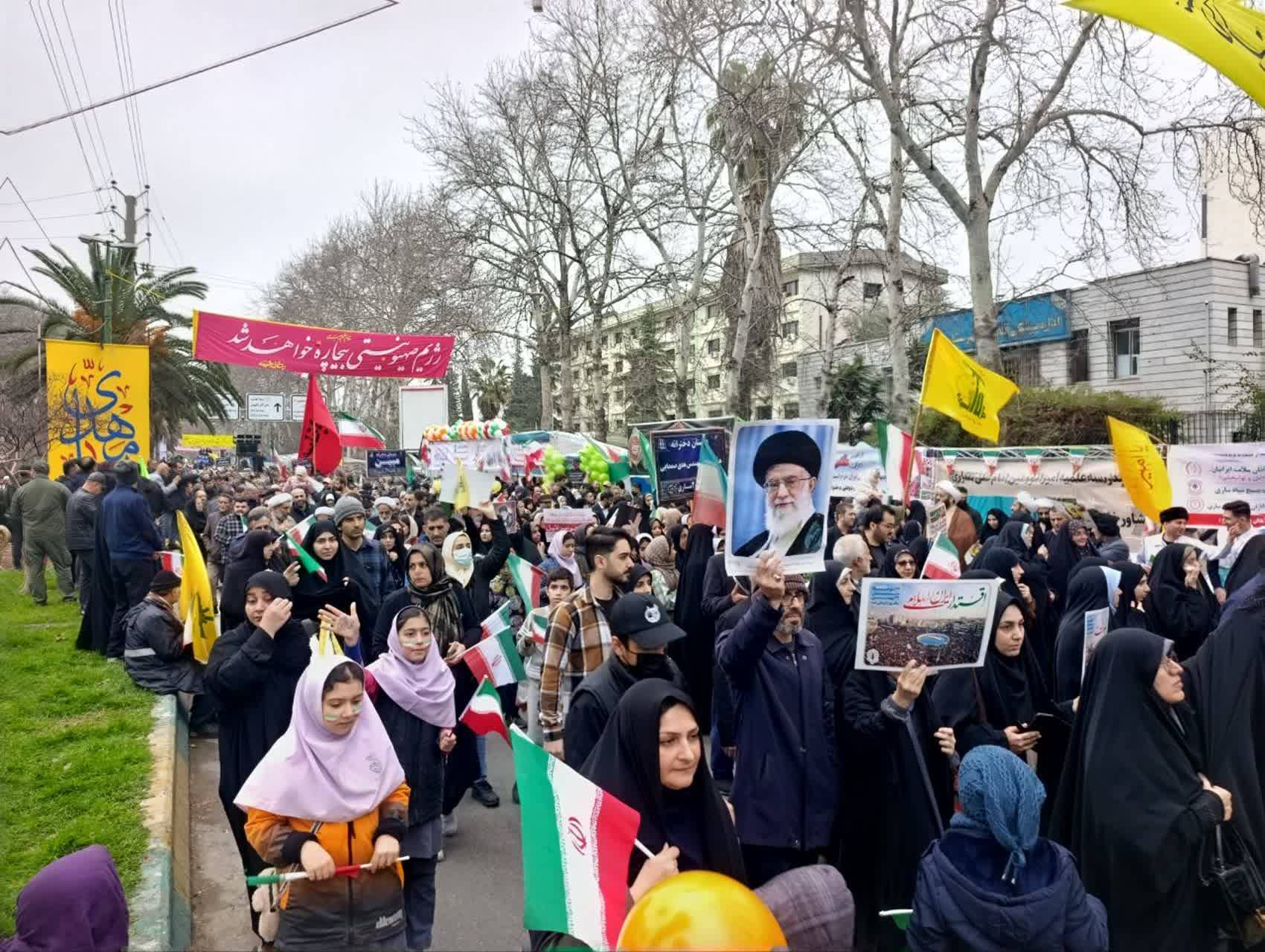 حضور پرشور کودکان و جوانان در راهپیمایی 22 بهمن مازندران/ از اهتزاز پرچمهای ایران تا شعار علیه استکبار جهانی + تصاویر حضور پرشور کودکان و جوانان در راهپیمایی 22 بهمن مازندران/ از اهتزاز پرچمهای ایران تا شعار علیه استکبار جهانی + تصاویر
