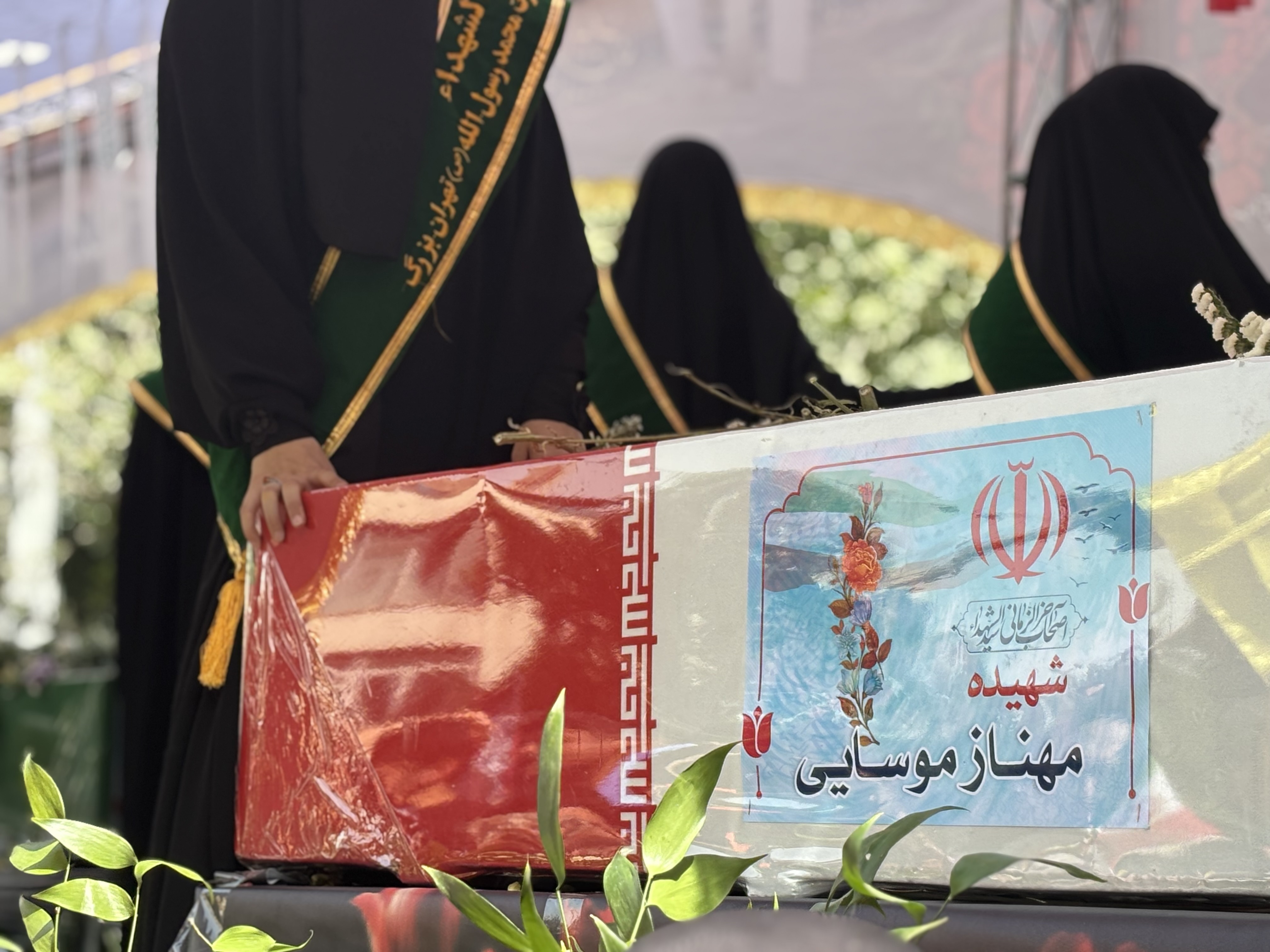 وداع با شکوه تهرانی ها با شهدای حمله رژیم صهیونیستی/ در حال تنظیم