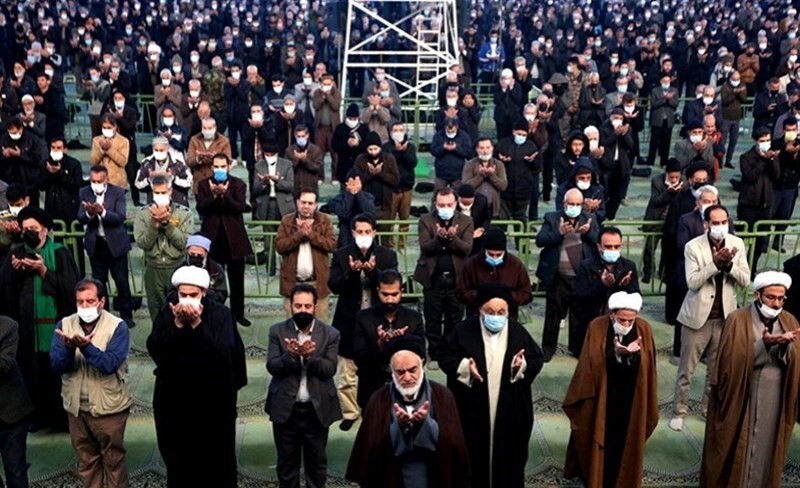 معیشت مردم باید در اولویت مسئولان باشد