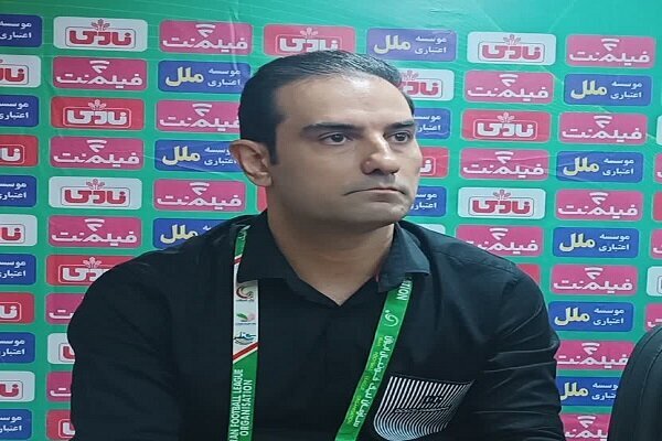شکایت باشگاه خیبر از داور بازی با استقلال شکایت باشگاه خیبر از داور بازی با استقلال