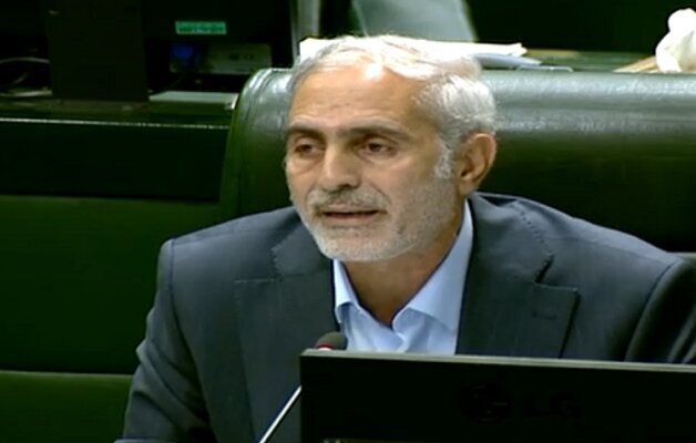 سرمایهگذاران؛ قهرمانان جبهه اشتغال/ با همافزایی بنبستهای توسعه در کرمانشاه شکسته میشود سرمایهگذاران؛ قهرمانان جبهه اشتغال/ با همافزایی بنبستهای توسعه در کرمانشاه شکسته میشود