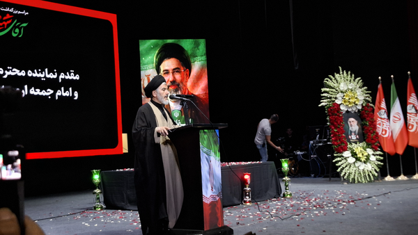 تشییع باشکوه رهبر شهید انقلاب اسلامی جواب دشمنان را داد تشییع باشکوه رهبر شهید انقلاب اسلامی جواب دشمنان را داد