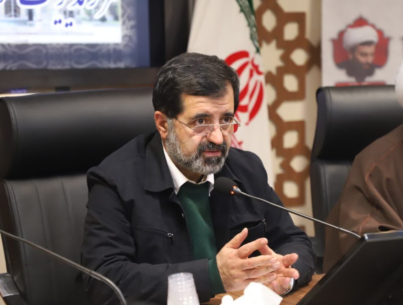 هزار هکتار از کانون‌های گردوغبار قم مهار شد / استفاده از املاک مازاد دولت برای تأمین مالی پروژه‌های است