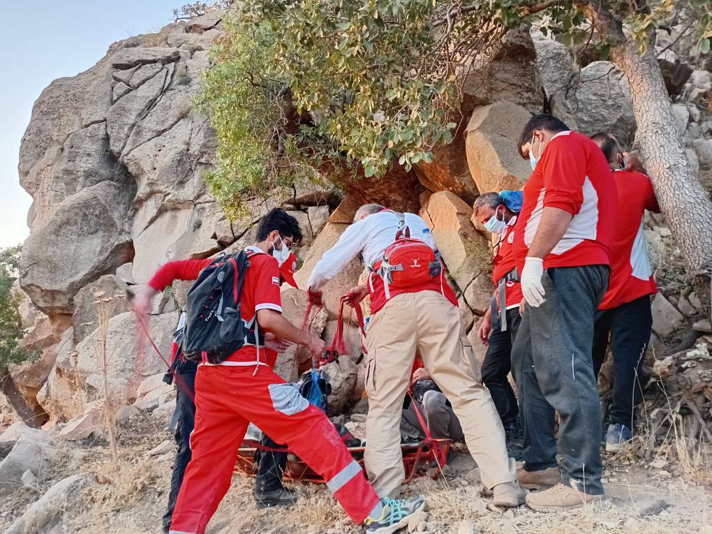 پایان تلخ عملیات جستوجوی مرد ۴۶ ساله در ایلام؛ جسد فرد مفقود پس از دو روز پیدا شد پایان تلخ عملیات جستوجوی مرد ۴۶ ساله در ایلام؛ جسد فرد مفقود پس از دو روز پیدا شد