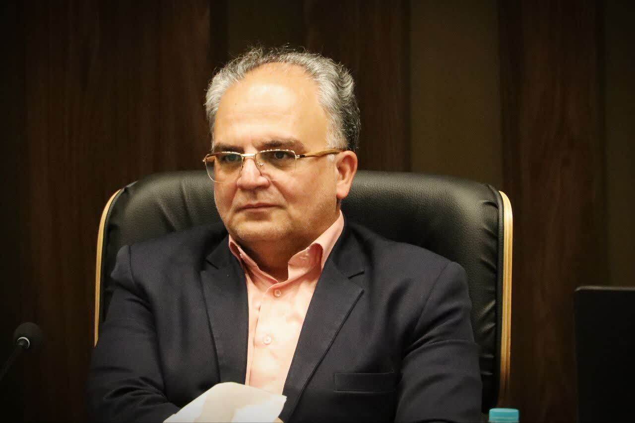 ممنوعیت عرضه اجباری نان کنجدی در نانواییهای متخلف شهرستان سمنان ممنوعیت عرضه اجباری نان کنجدی در نانواییهای متخلف شهرستان سمنان
